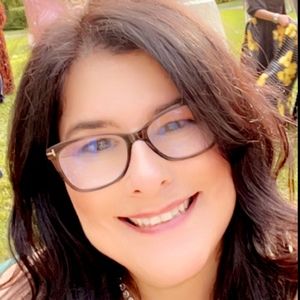 Meet your Posher, Lory